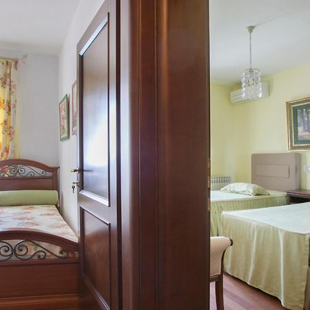 Royal Holiday Apartments Sveti Stefan Exterior foto