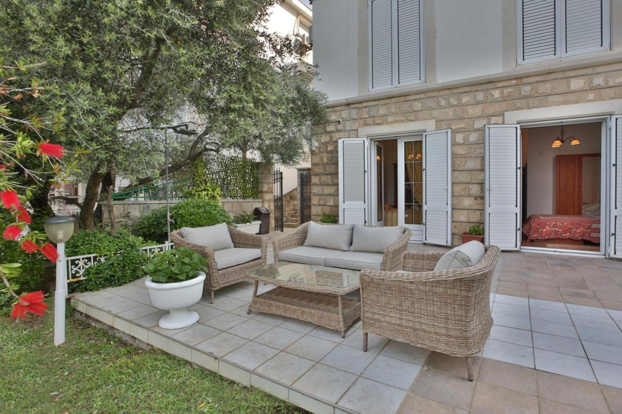 Royal Holiday Apartments Sveti Stefan Exterior foto
