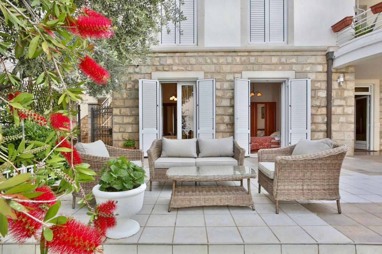 Royal Holiday Apartments Sveti Stefan Exterior foto