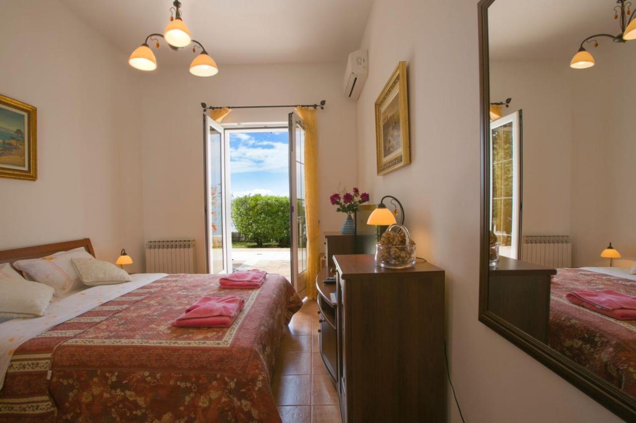 Royal Holiday Apartments Sveti Stefan Exterior foto