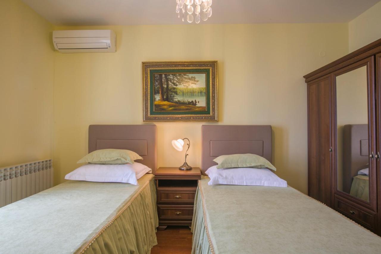 Royal Holiday Apartments Sveti Stefan Exterior foto