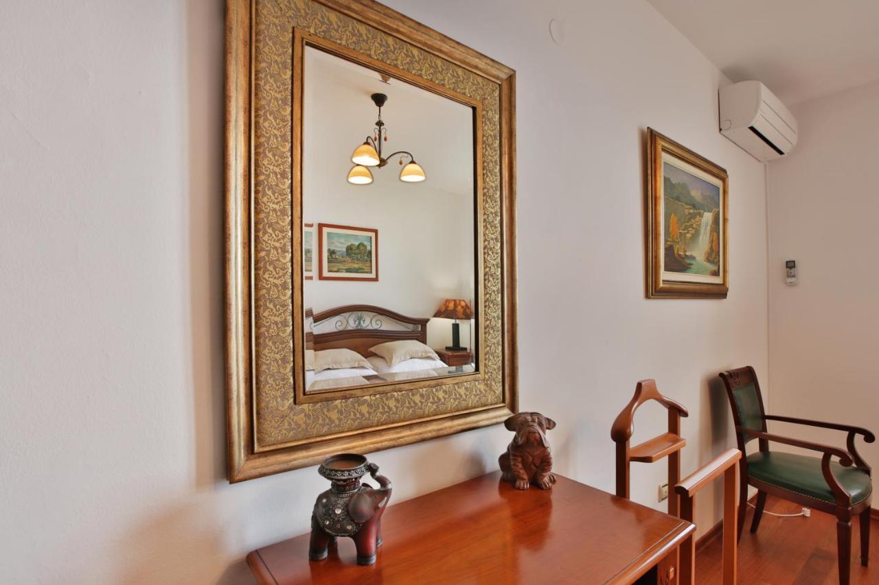 Royal Holiday Apartments Sveti Stefan Exterior foto