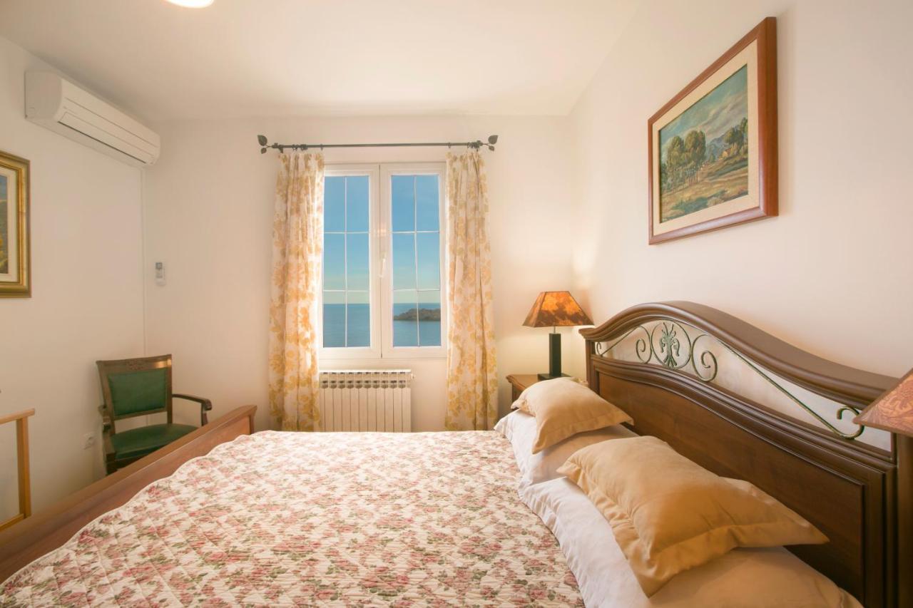 Royal Holiday Apartments Sveti Stefan Exterior foto