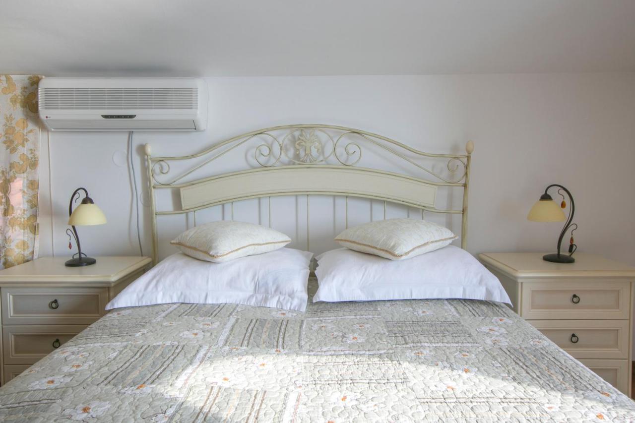 Royal Holiday Apartments Sveti Stefan Exterior foto